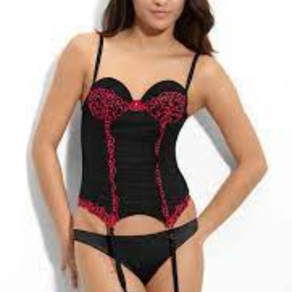 In Bloom Jonquil 'Merry Widow' black red sheer lace bustier with garter 34c NWT